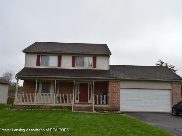 808 Church Street, Fowlerville, MI 48836