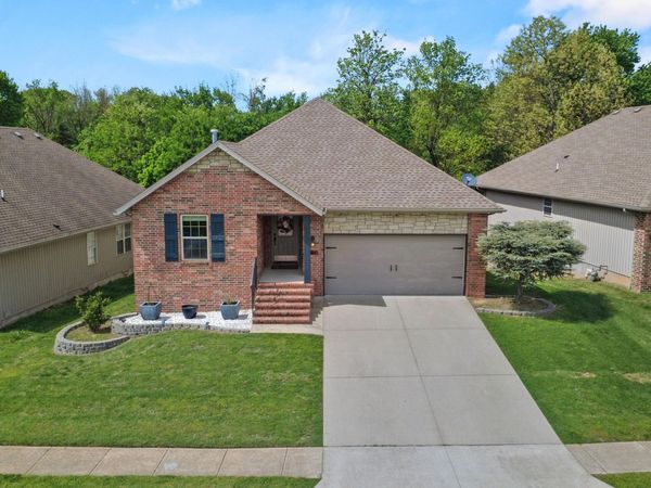 1157 S Maple Grove Avenue , Springfield, MO 65804