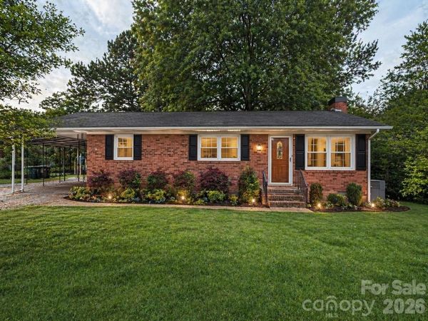 611 Westover Street , Gastonia, NC 28054