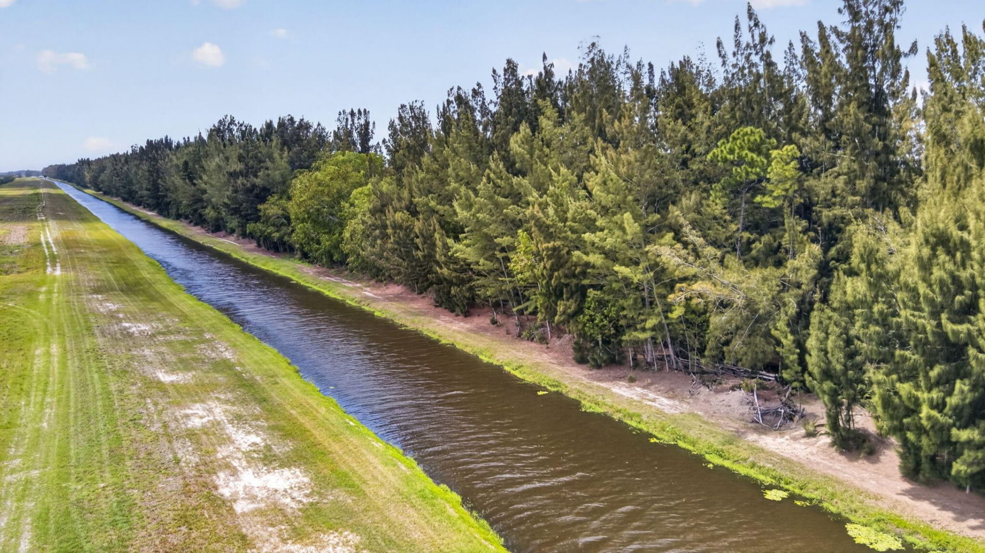 6045 Hall Boulevard, The Acreage, FL 33470 Photo