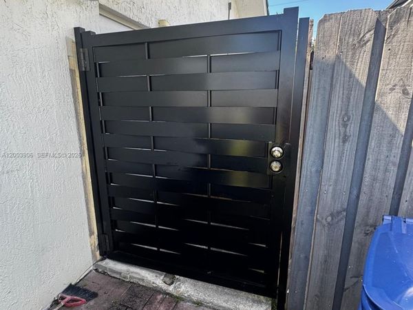 15761 SW 42nd Ter , Unit 1, Miami, FL 33185