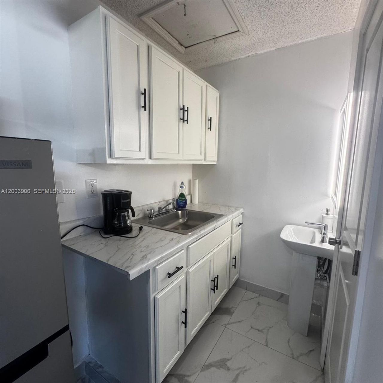 15761 SW 42nd Ter , Unit 1, Miami, FL 33185 Photo