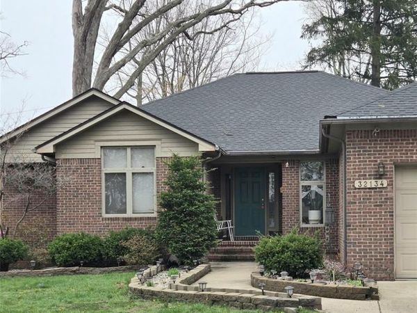 32134 Leona Street, Garden City, MI 48135