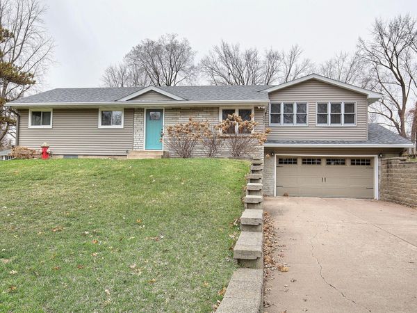 267 Hanska Court , Shoreview, MN 55126