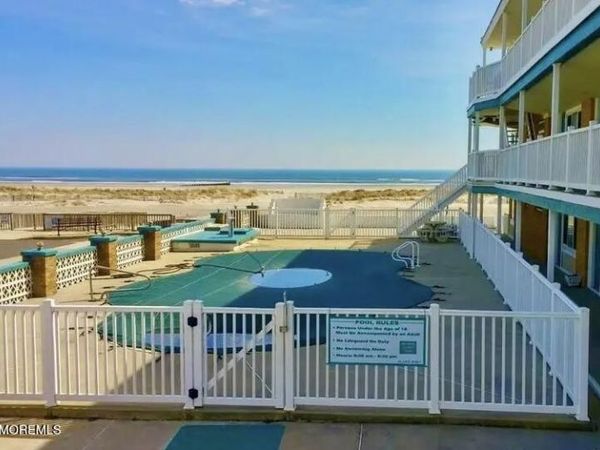 406-410 E Monterey Avenue, Unit 103, Wildwood Crest, NJ 08260