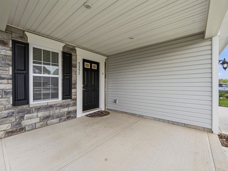 5351 Town Hill Drive, Canal Winchester, OH 43110 Photo 4