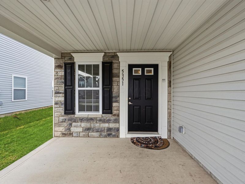 5351 Town Hill Drive, Canal Winchester, OH 43110 Photo 4