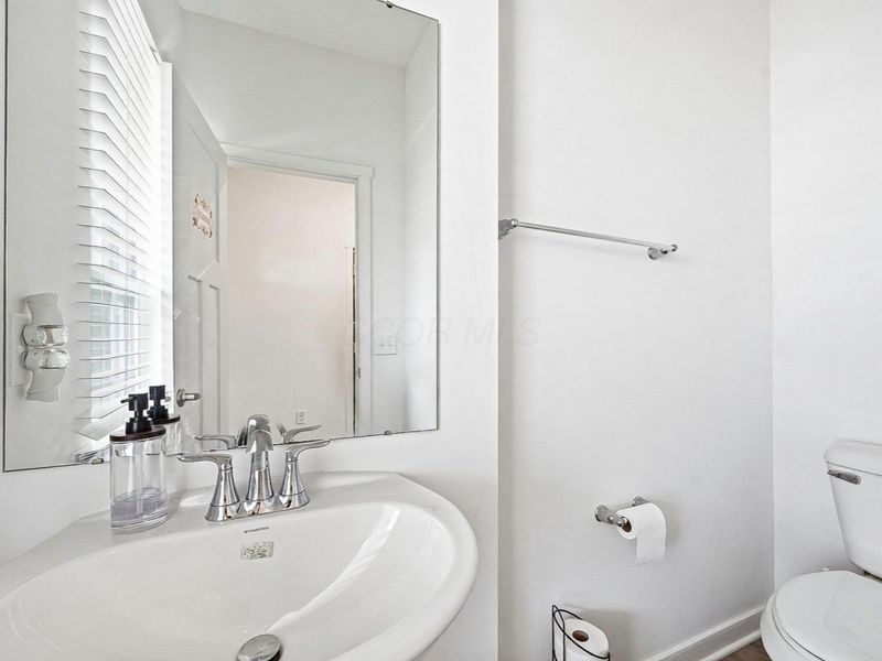 5351 Town Hill Drive, Canal Winchester, OH 43110 Photo 8