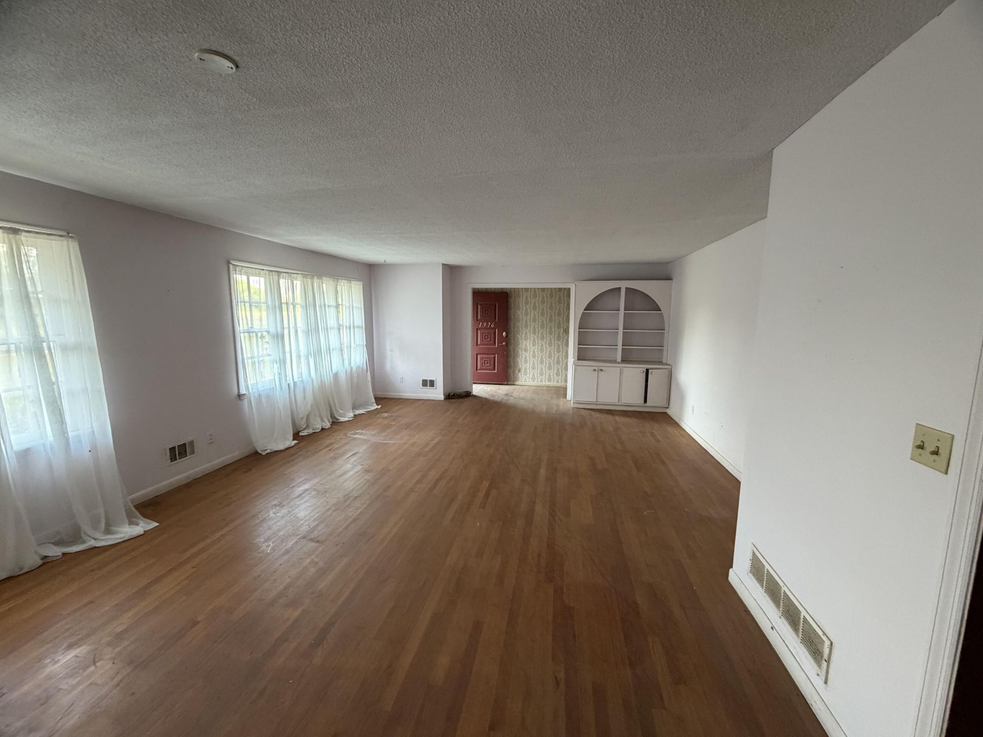 1976 Willow Swamp Road Photo 16