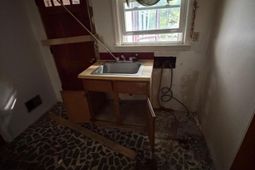 1976 Willow Swamp Road photo 4