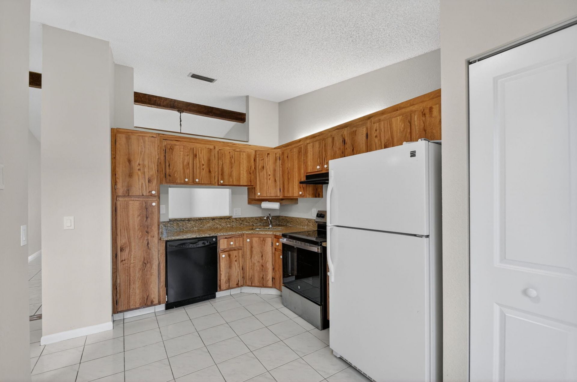 704 Sunny Pine Way, Unit E, Greenacres, FL 33415 Photo