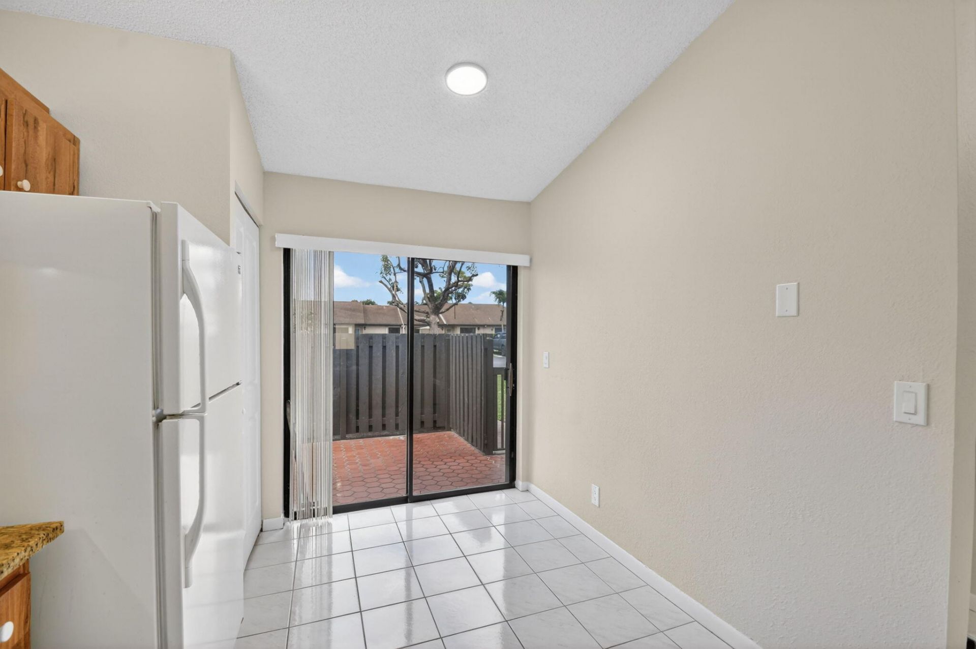 704 Sunny Pine Way, Unit E, Greenacres, FL 33415 Photo