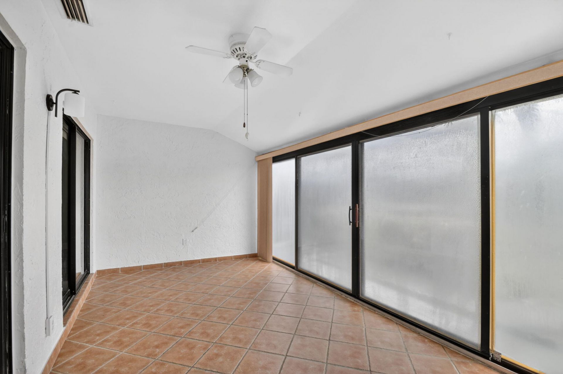 704 Sunny Pine Way, Unit E, Greenacres, FL 33415 Photo