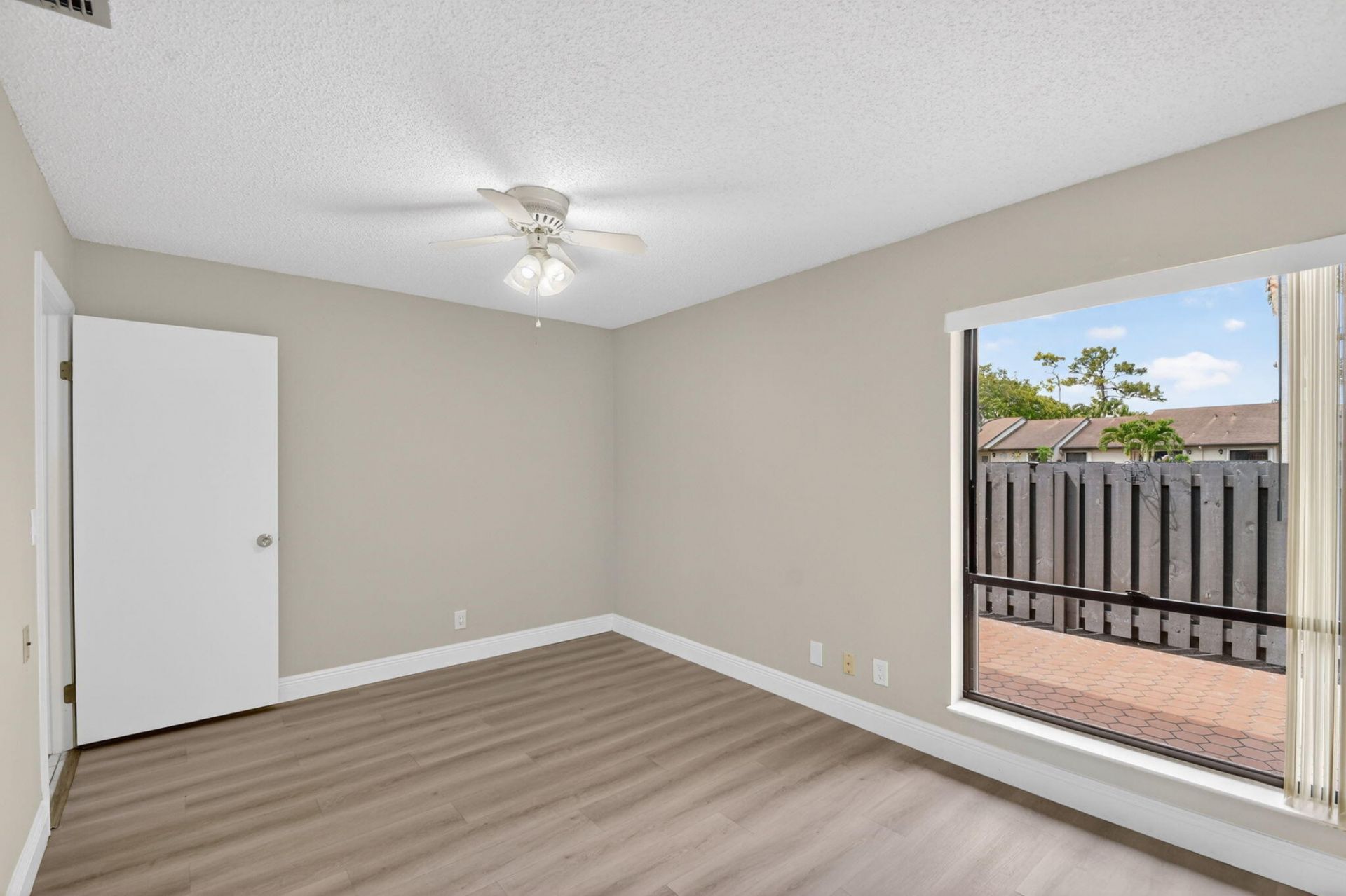 704 Sunny Pine Way, Unit E, Greenacres, FL 33415 Photo