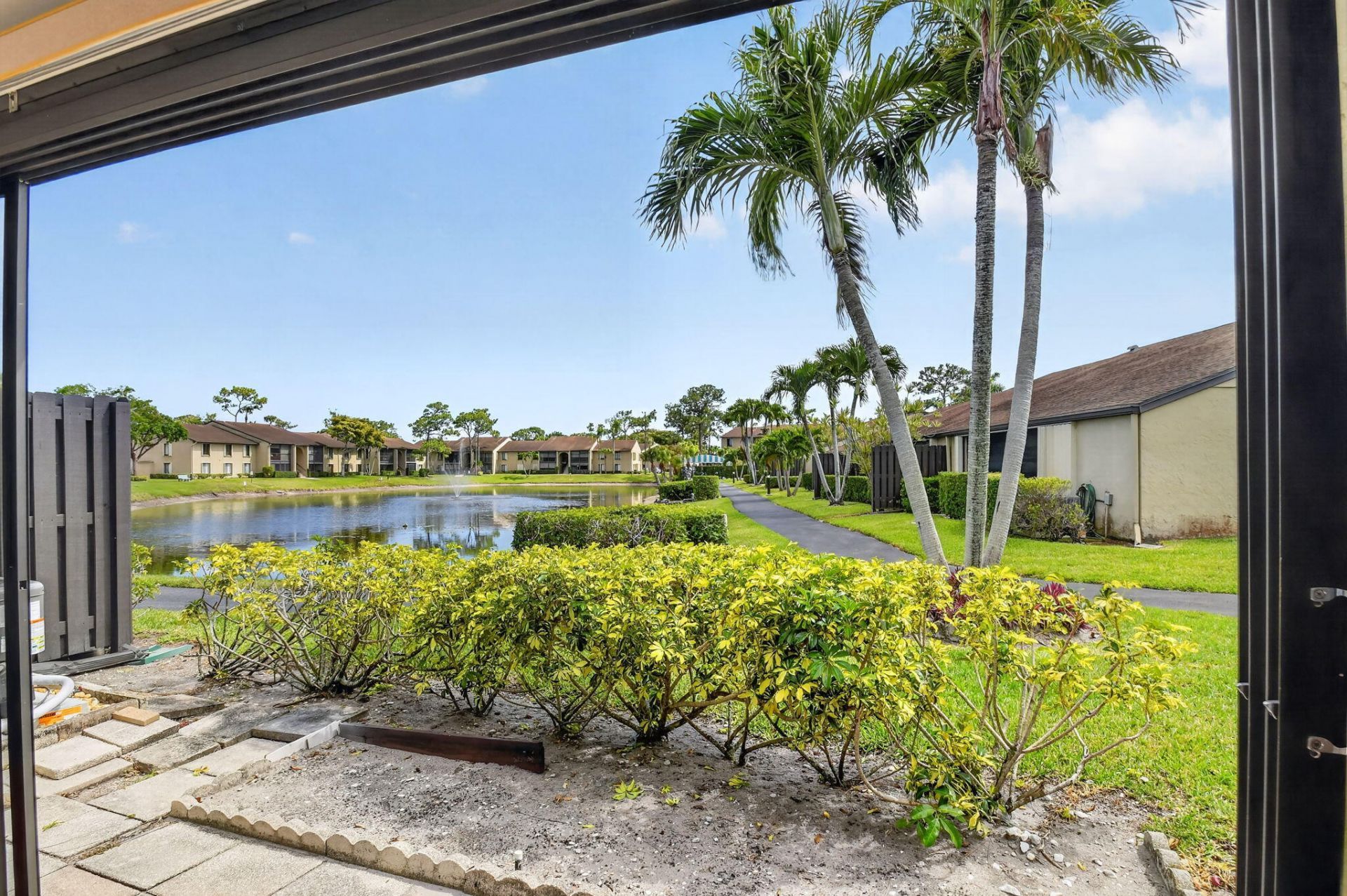 704 Sunny Pine Way, Unit E, Greenacres, FL 33415 Photo