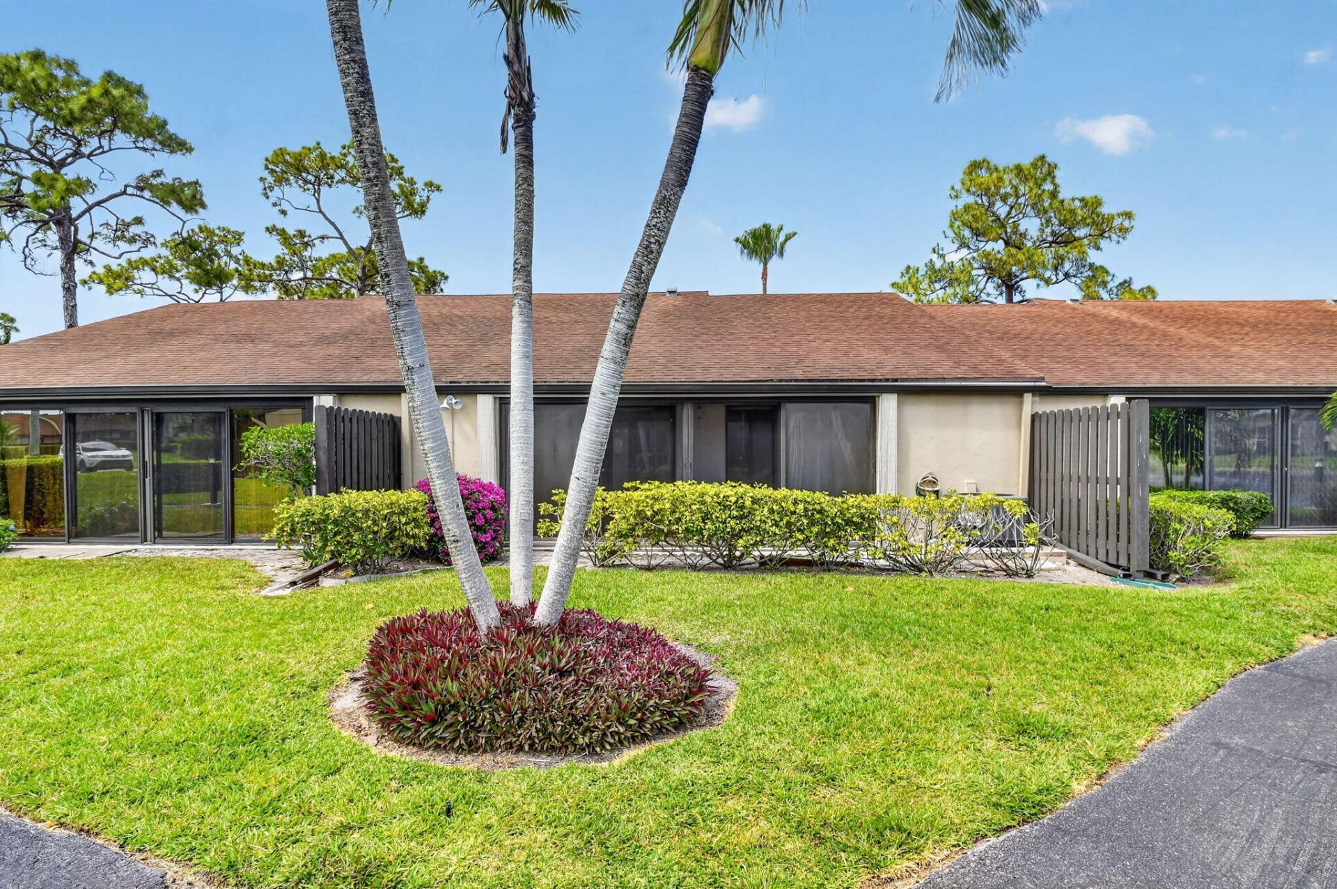 704 Sunny Pine Way, Unit E, Greenacres, FL 33415 Photo