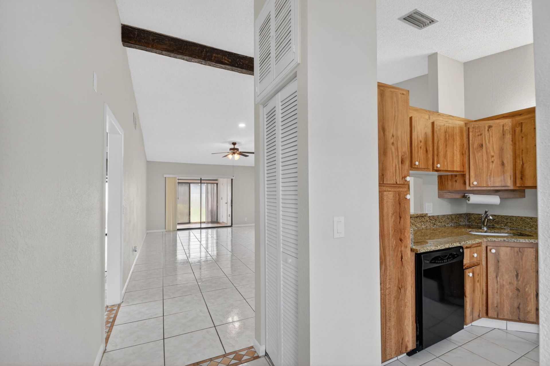 704 Sunny Pine Way, Unit E, Greenacres, FL 33415 Photo