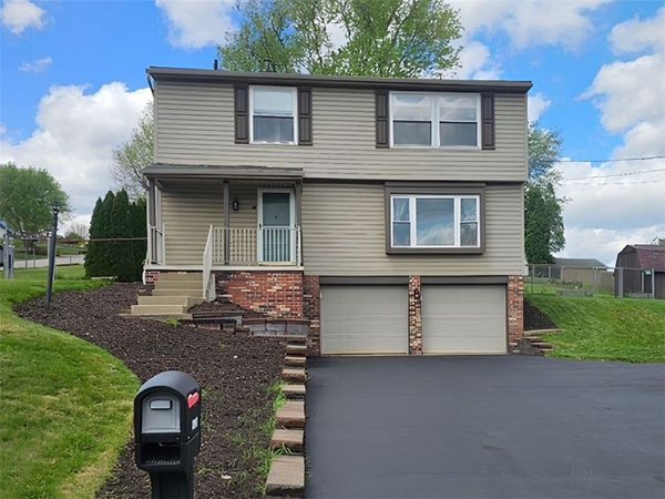8961 Barnes Lake Rd , Irwin, PA 15642