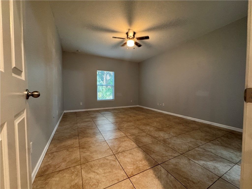 5274 Oakland Lake Circle, Fort Pierce, FL 34951 Photo