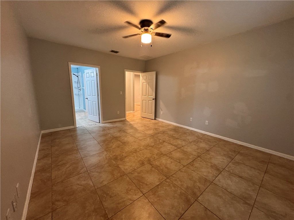 5274 Oakland Lake Circle, Fort Pierce, FL 34951 Photo