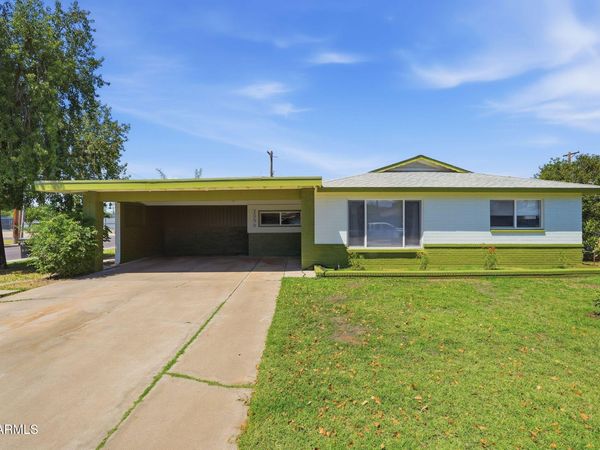 2056 W Marlette Avenue, Phoenix, AZ 85015