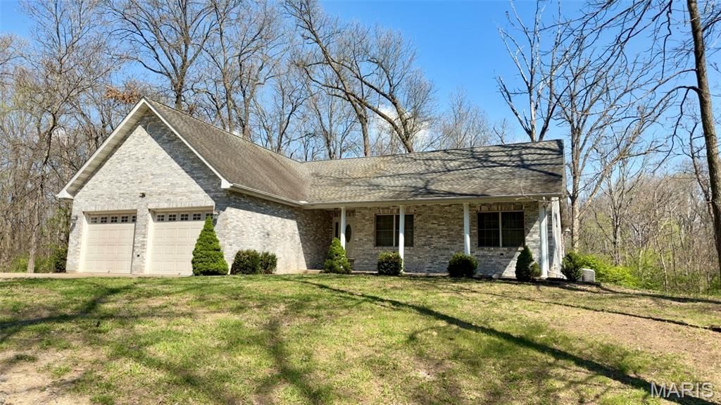 19383 Deer Run , Brighton, IL 62012 Main Photo