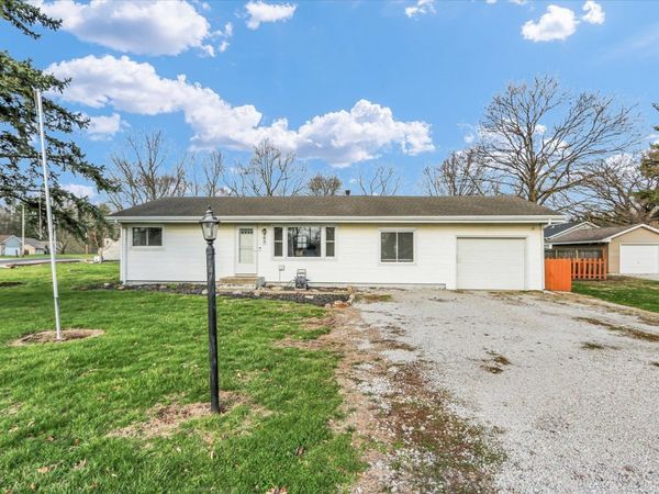 205 S Cory Street , Tolono, IL 61880