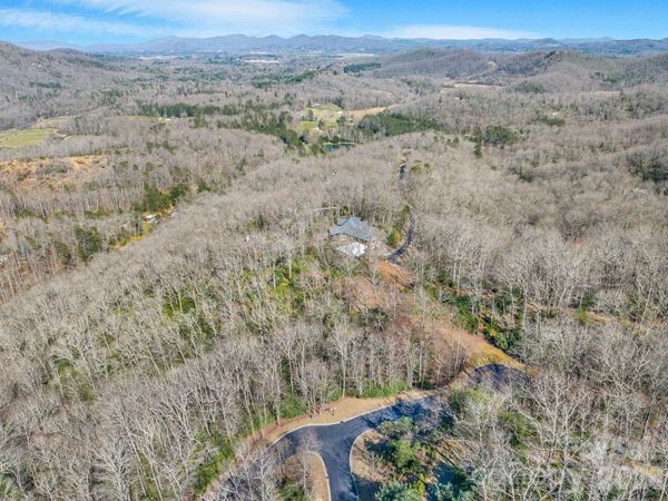 80 Running Deer Trail S, Mills River, NC 28742