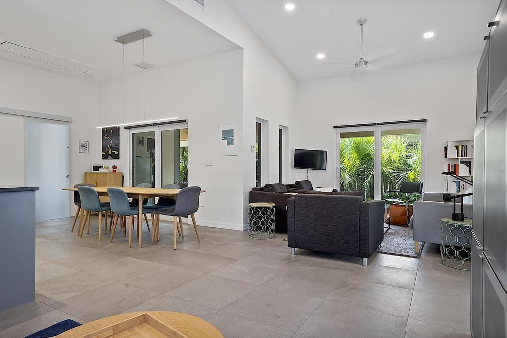 112 S J Street, Lake Worth Beach, FL 33460 Photo