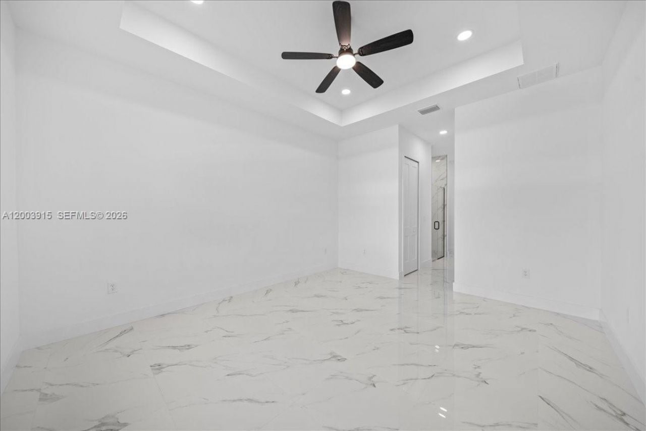 2116 NE 10th Ave, Cape Coral, FL 33909 Photo