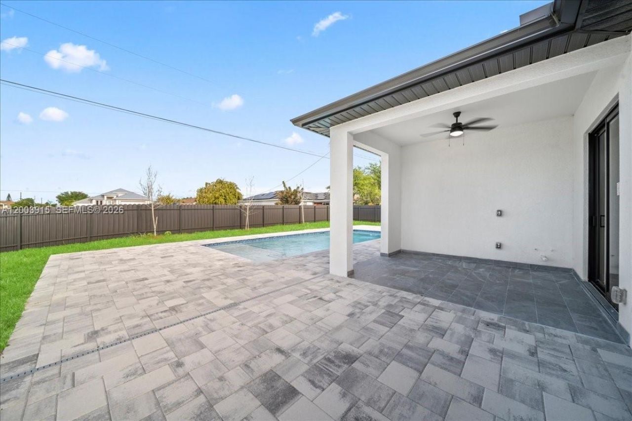 2116 NE 10th Ave, Cape Coral, FL 33909 Photo