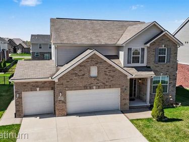 55321 Demaret Drive, Macomb Twp, MI 48042