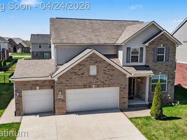 55321 Demaret Drive, Macomb Twp, MI 48042