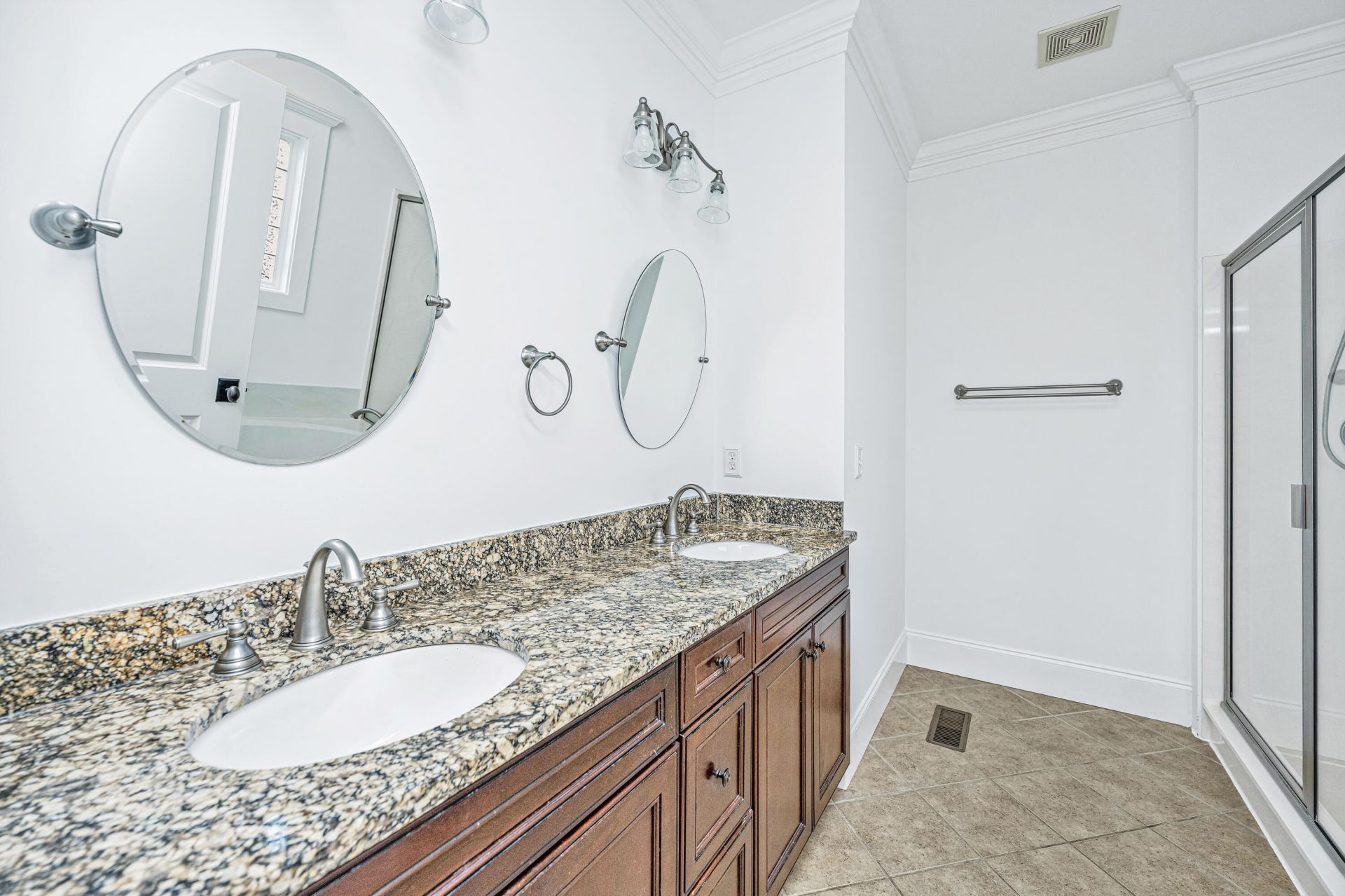 2240 Branch Creek Drive Photo 31