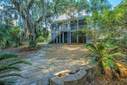 2240 Branch Creek Drive photo 4