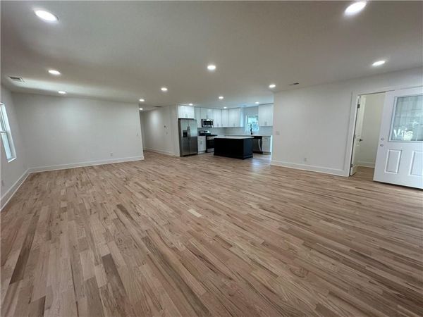 844 Kurtz Road , Marietta, GA 30066