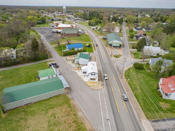 4450 Highway 70 E, White Bluff, TN 37187