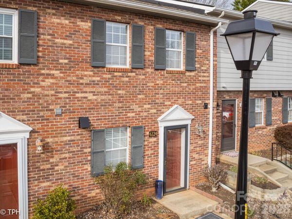 6124 Heath Ridge Court , Charlotte, NC 28210