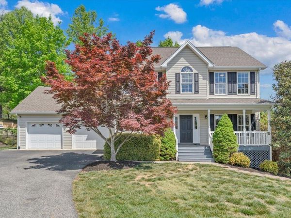 1365 Lakeridge CIR , Troutville, VA 24175