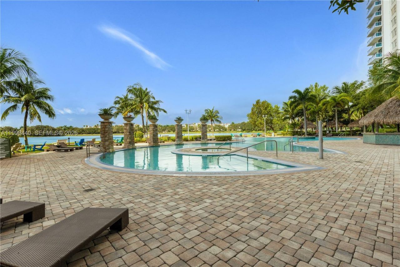 2641 N Flamingo Rd , Unit 1005N, Sunrise, FL 33323 Photo