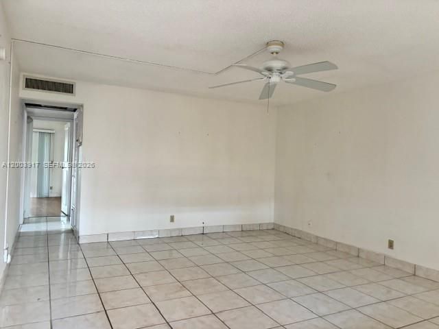 8 Saxony A, Unit 8, Delray Beach, FL 33446 Photo