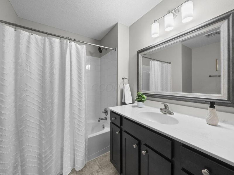 5901 Blackbird Way, Lewis Center, OH 43035 Photo 22