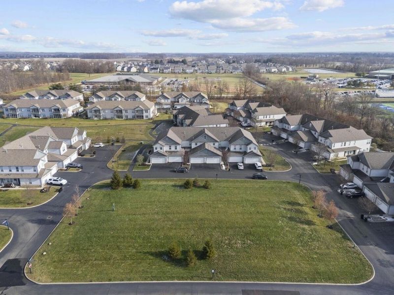 5901 Blackbird Way, Lewis Center, OH 43035 Photo 46