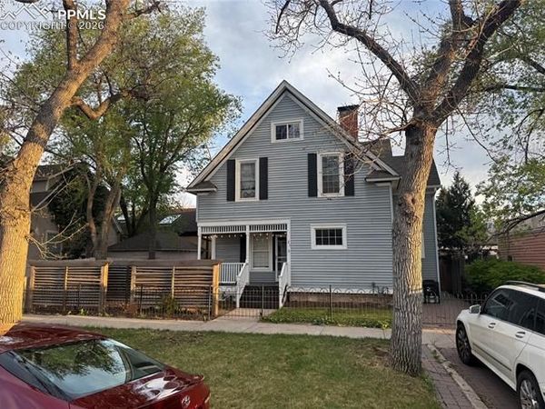 21 E Caramillo Street, Colorado Springs, CO 80907