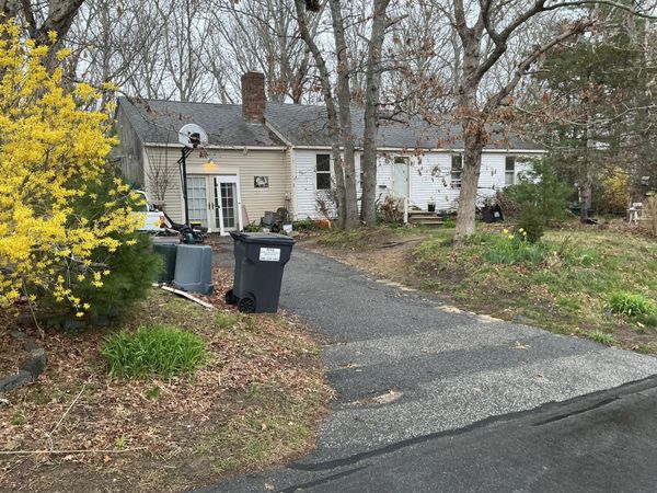 4 Blackthorn Path , Forestdale, MA 02644