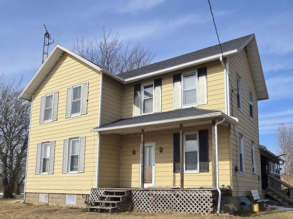 7601 W Portage River South Road , Oak Harbor, OH 43449