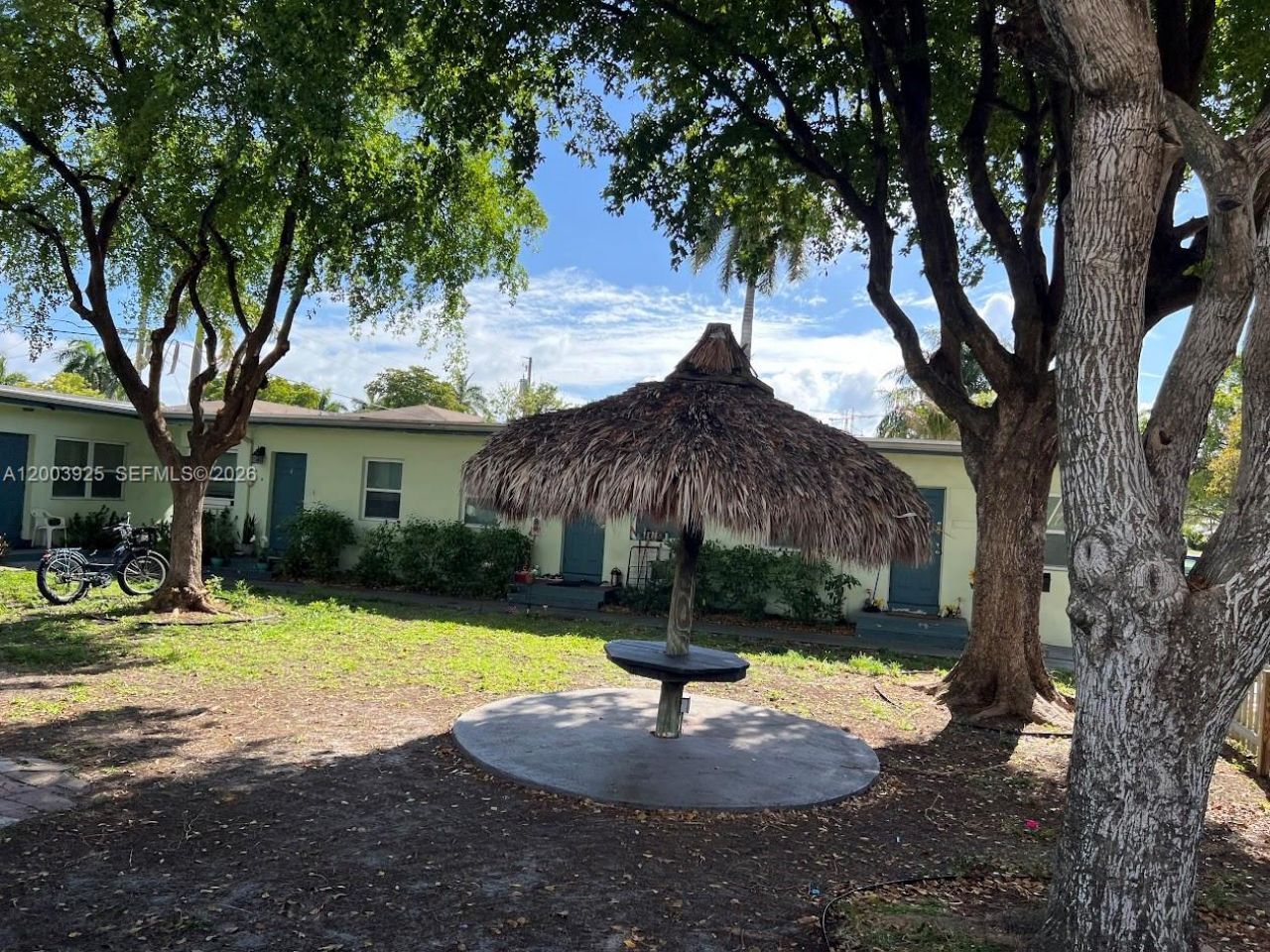 705-713 NE 3rd St, Unit 1-9, Hallandale Beach, FL 33009 Photo