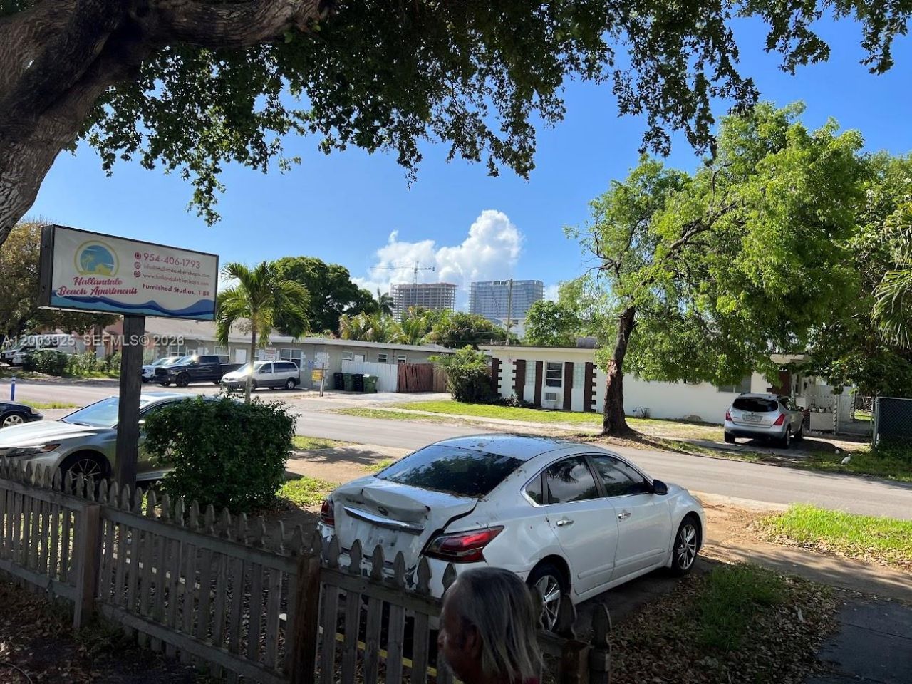 705-713 NE 3rd St, Unit 1-9, Hallandale Beach, FL 33009 Photo