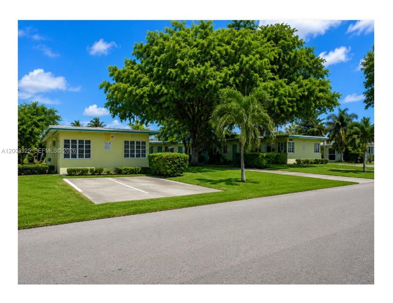 705-713 NE 3rd St, Unit 1-9, Hallandale Beach, FL 33009 Photo