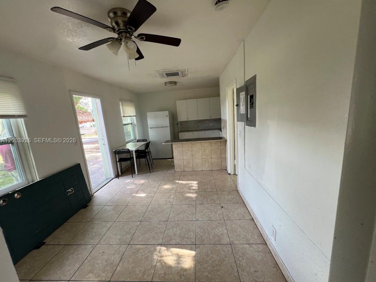 705-713 NE 3rd St, Unit 1-9, Hallandale Beach, FL 33009 Photo